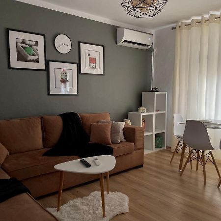 Luel Central Apartament Tiranë Ngoại thất bức ảnh
